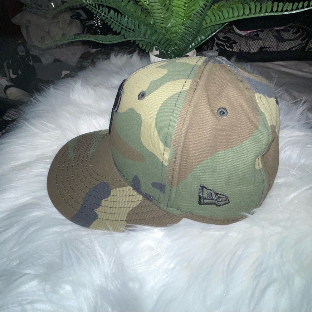 Like new RDS hat 7 1/8 - Picture 6 of 7